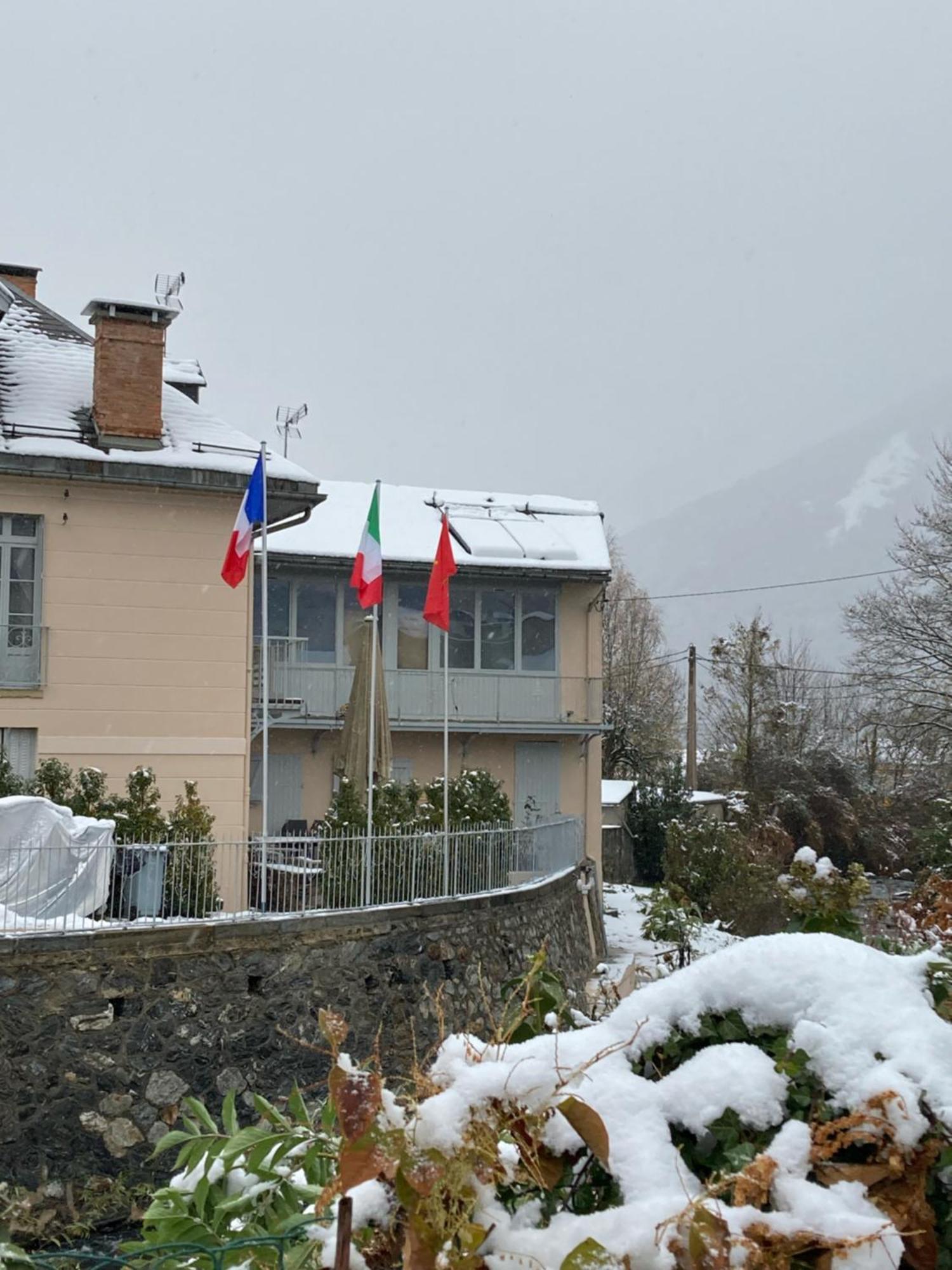Le 41 Avenue Foch Ξενοδοχείο Bagnères-de-Luchon Εξωτερικό φωτογραφία